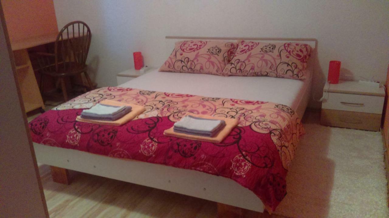 Apartman Franjicic 코레니카 외부 사진